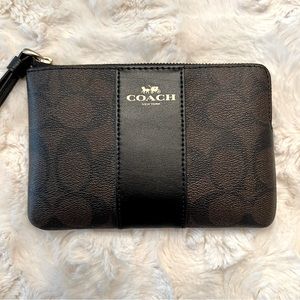 NWT Coach Zip Wristlet - Brown/Black Gold